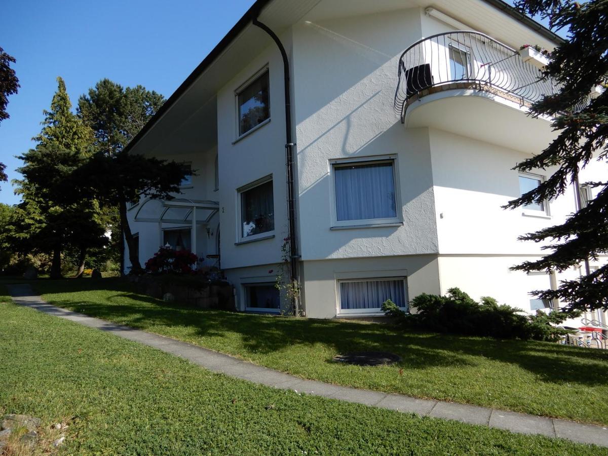 Hotel Kurallee メーアスブルク エクステリア 写真
